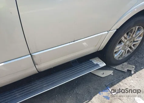 2011 Ford Expedition Limited from USA, damaged, VIN 1FMJU2A57BEF19529